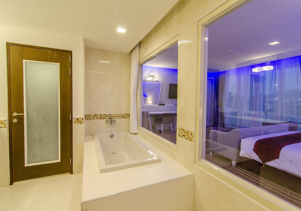 The Paradiso Jk Design Hotel Накхонсаван Экстерьер фото