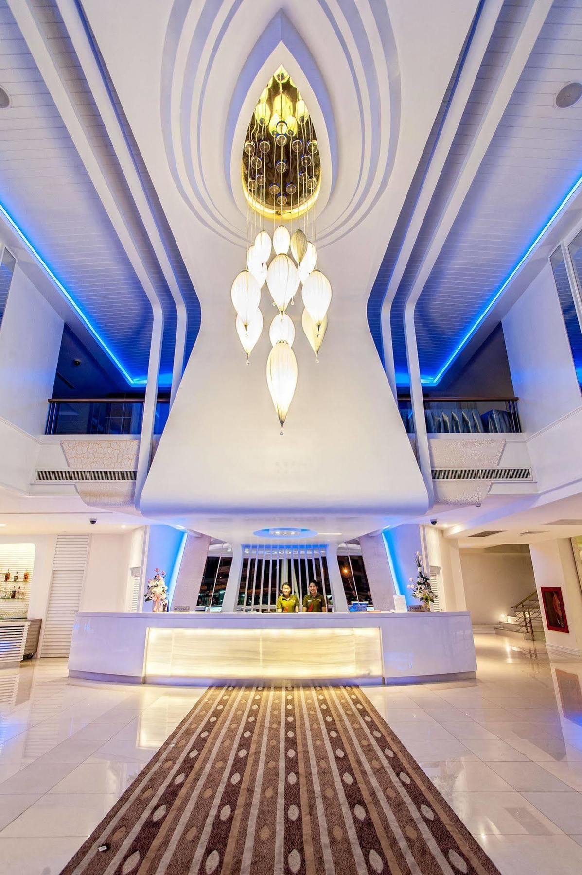 The Paradiso Jk Design Hotel Накхонсаван Экстерьер фото