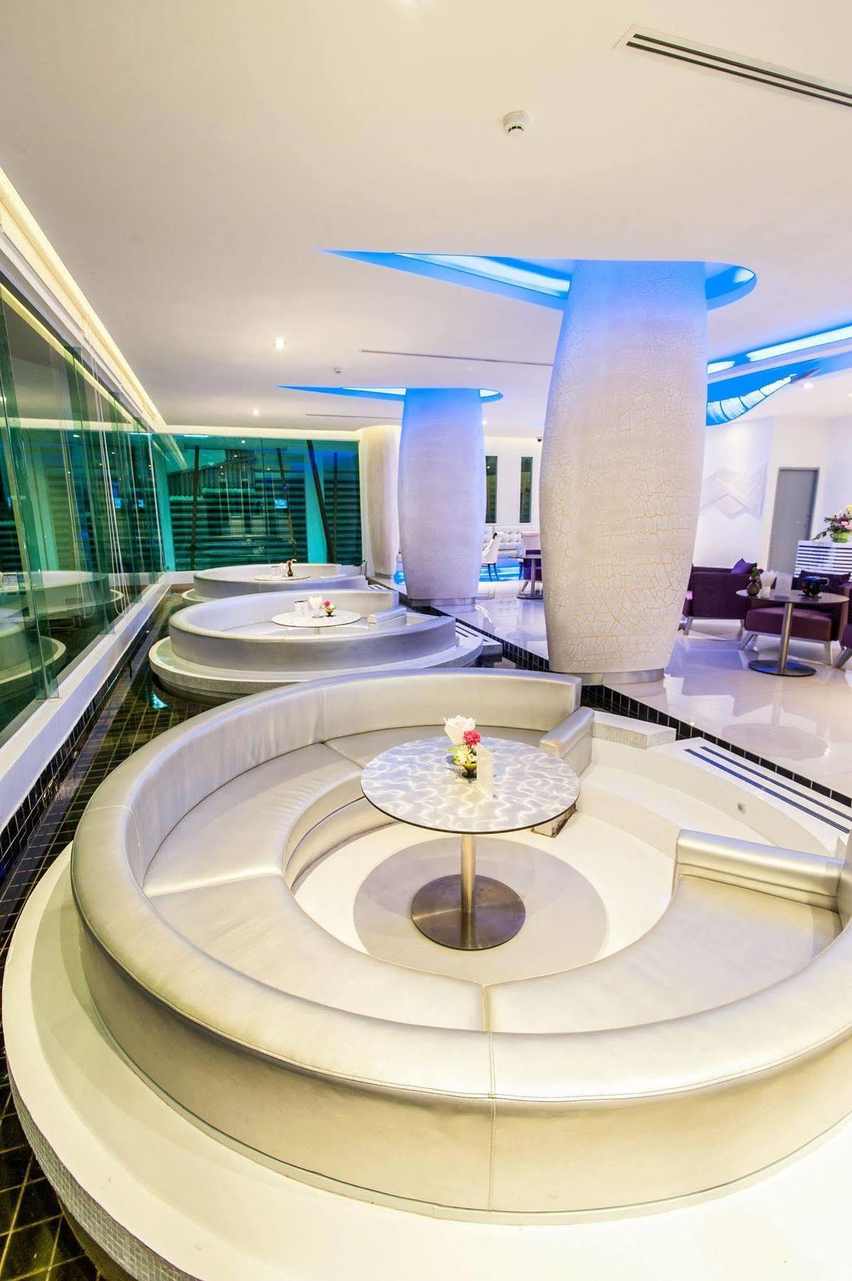 The Paradiso Jk Design Hotel Накхонсаван Экстерьер фото