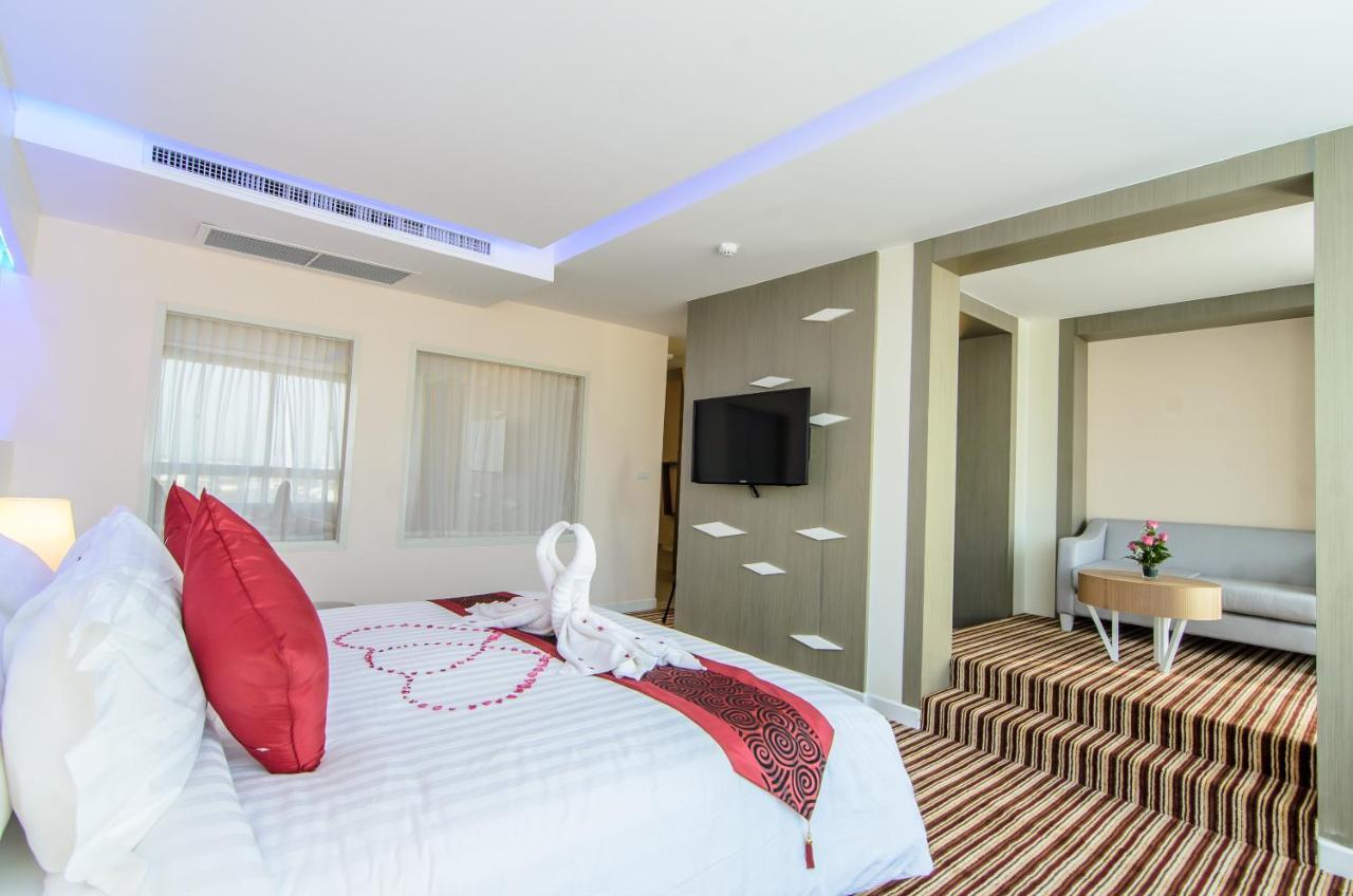 The Paradiso Jk Design Hotel Накхонсаван Экстерьер фото